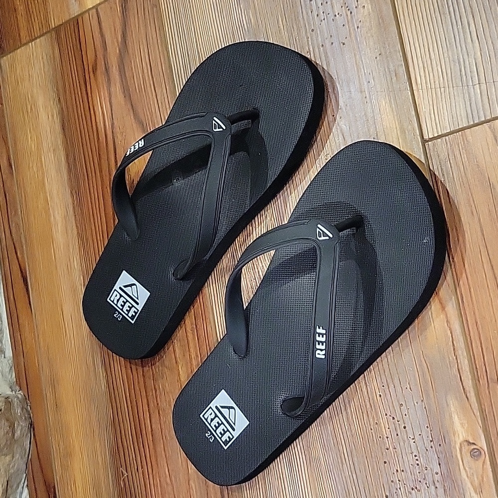 Reef kids sandals